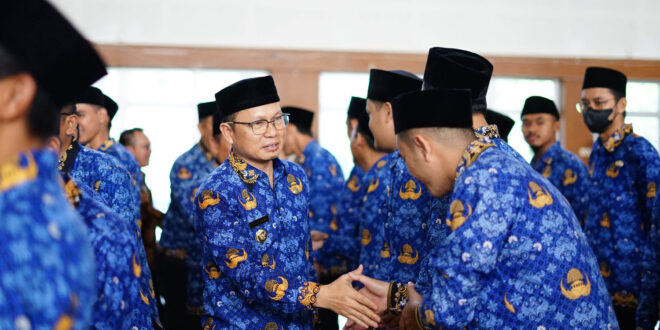Gaji PNS